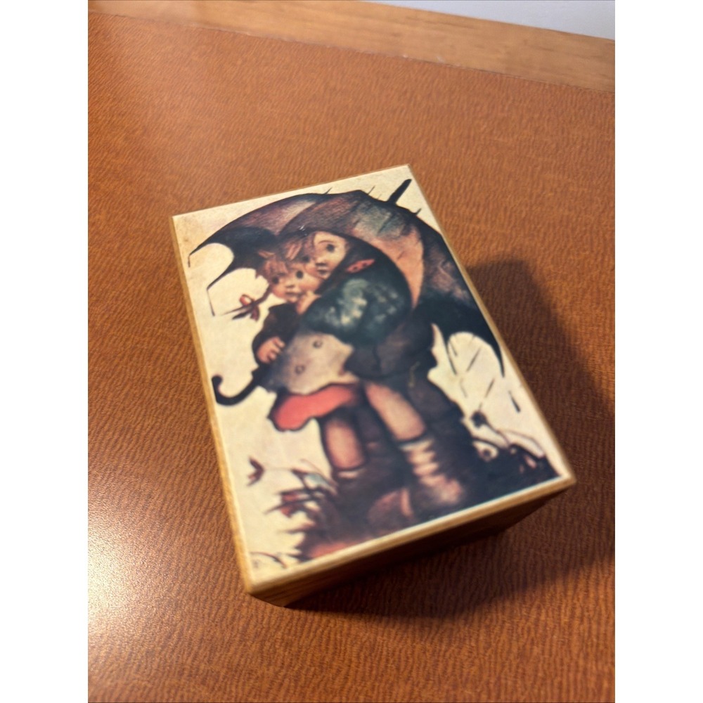 Collectible Hummel Original Music Box‎ Wood Sankyo Japan